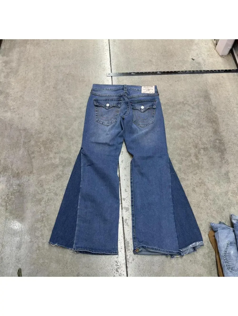 vintage true religion blue flared boot cut jeans size 31 x 30